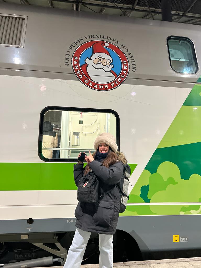 tren santa claus express helsinki rovaniemi laponia